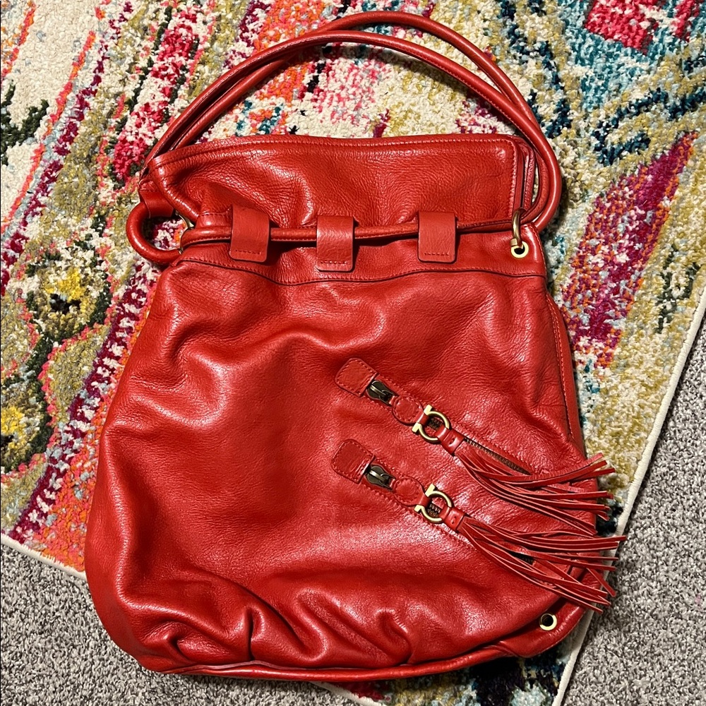Gorgeous & unique vintage Salvatore Ferragamo bag, GUC